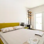 Ruzmarin 2339