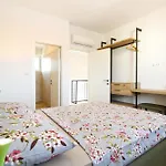 Ruzmarin 2339 *